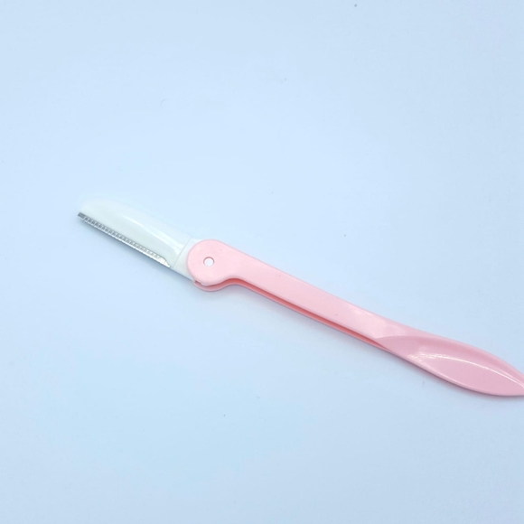 Everything you Need For Your Perfect Eyebrow In 1 - Picture 6 of 10